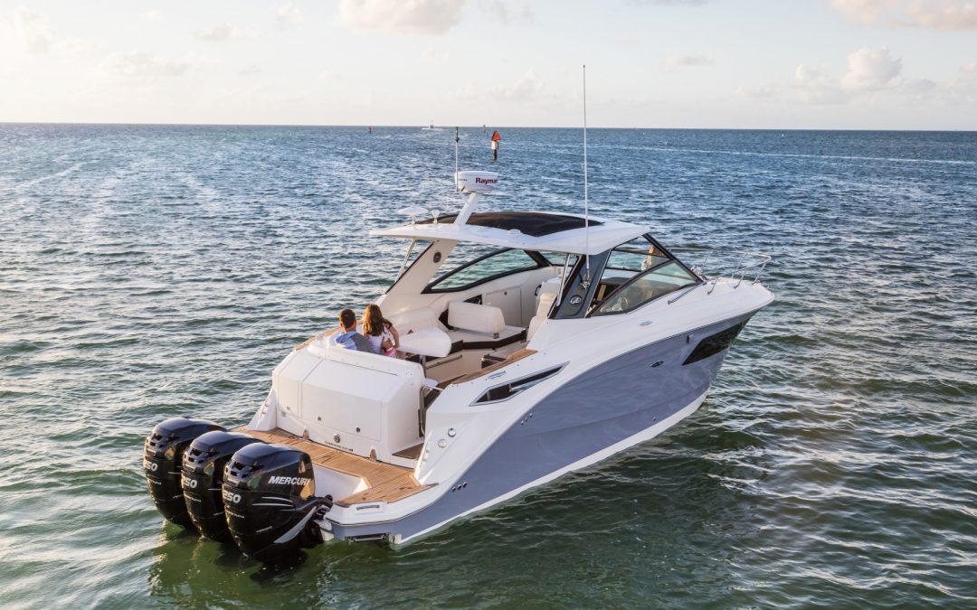 Sea Ray 320 Sundancer Outboard
