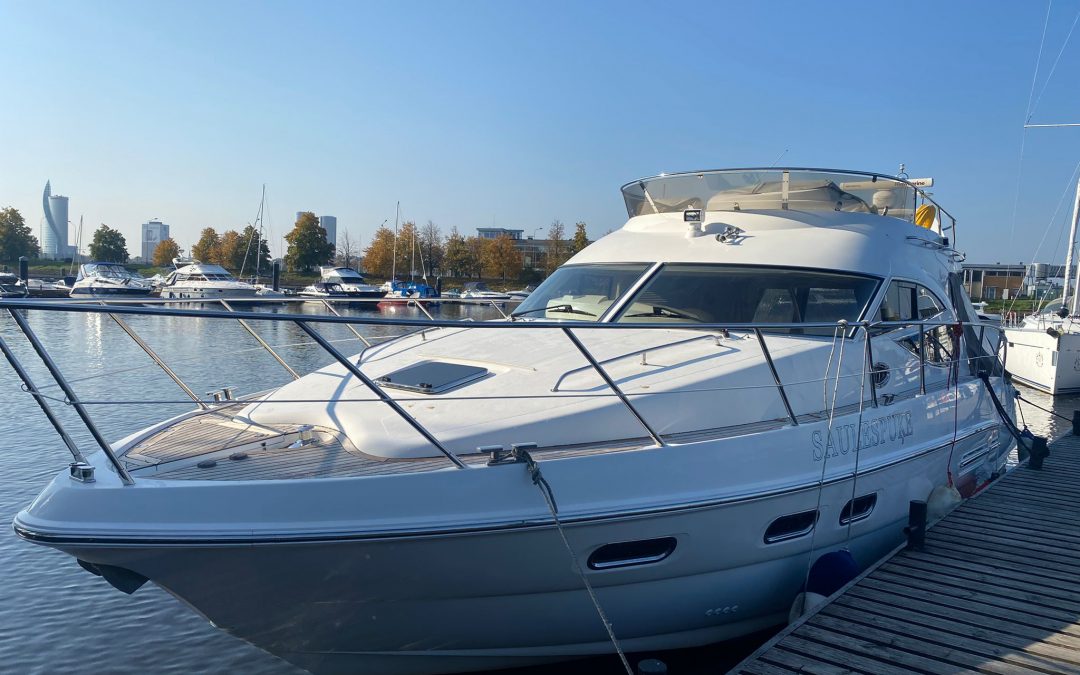 Sealine F42/5