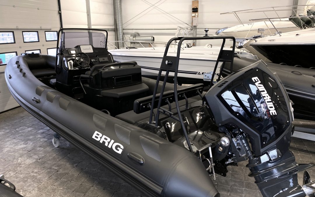 Brig Navigator 700