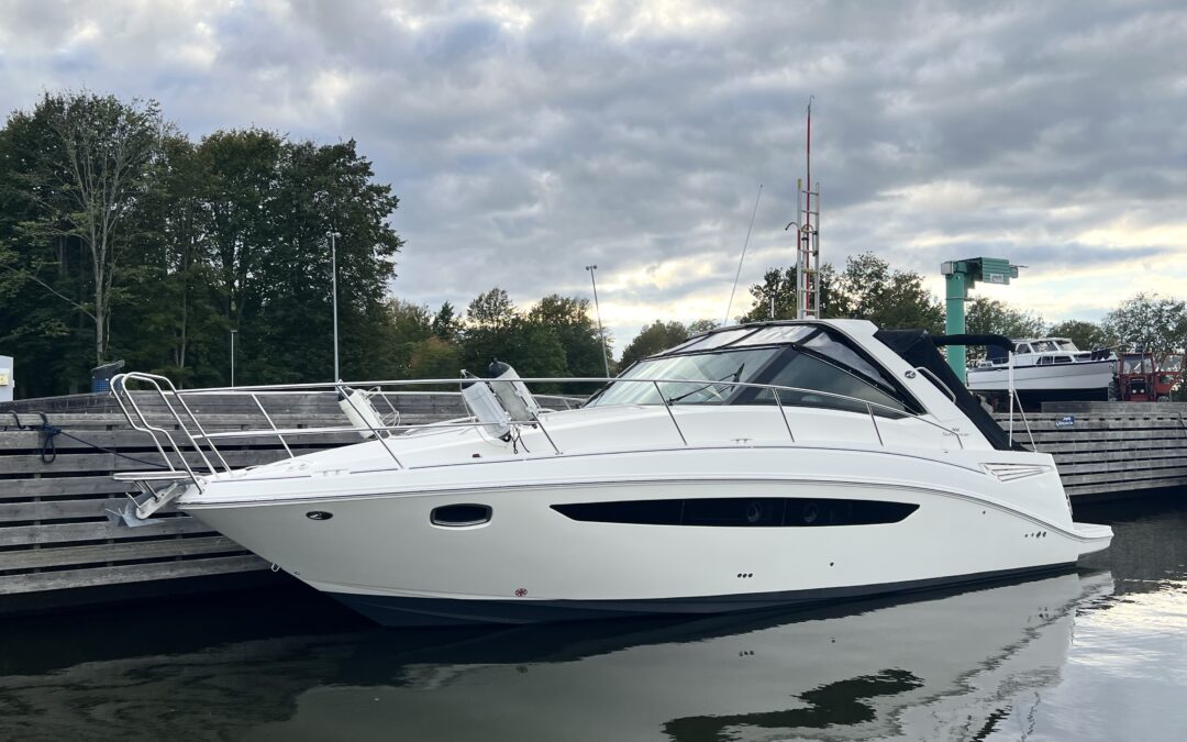 Sea Ray Sundancer 355