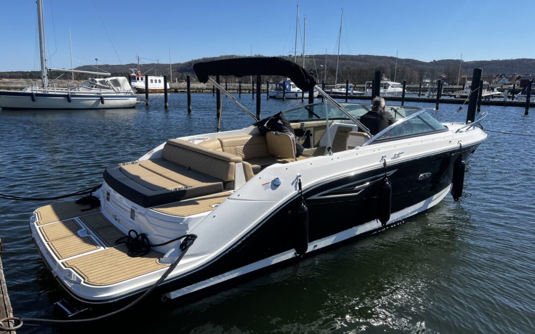Sea Ray Sun Sport 250