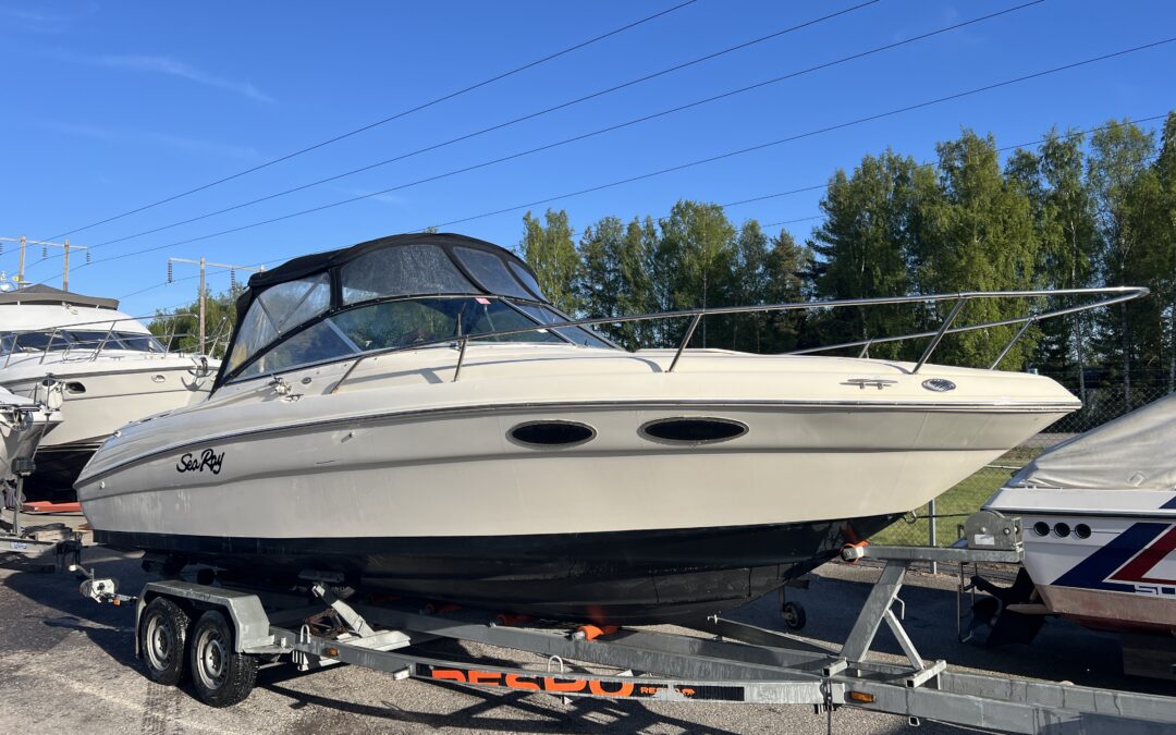 Sea Ray 260 Overnighter
