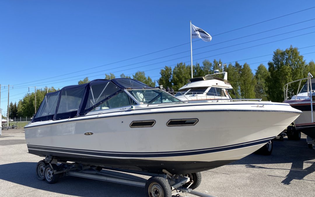 Sea Ray 240 CC