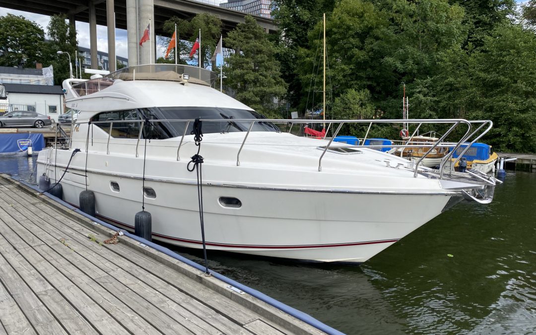 Azimut 40 Fly