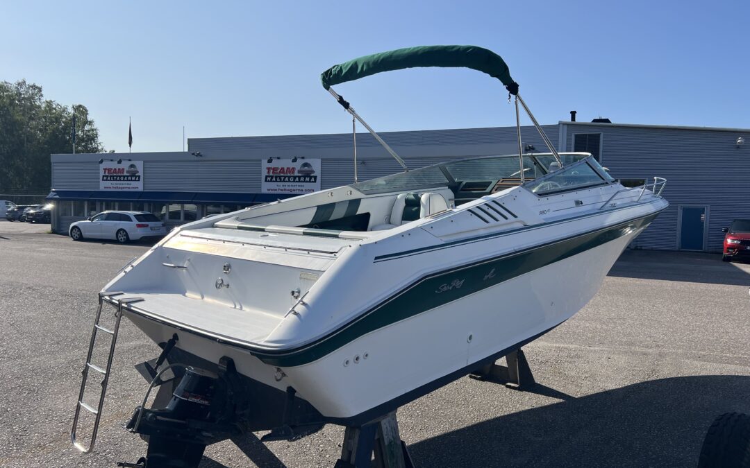 Sea Ray 260 CC